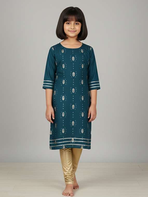 women printed three quarter sleeve kurta