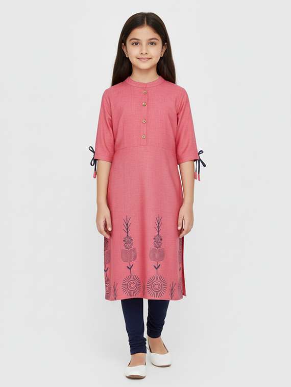 women printed three quarter sleeve kurta