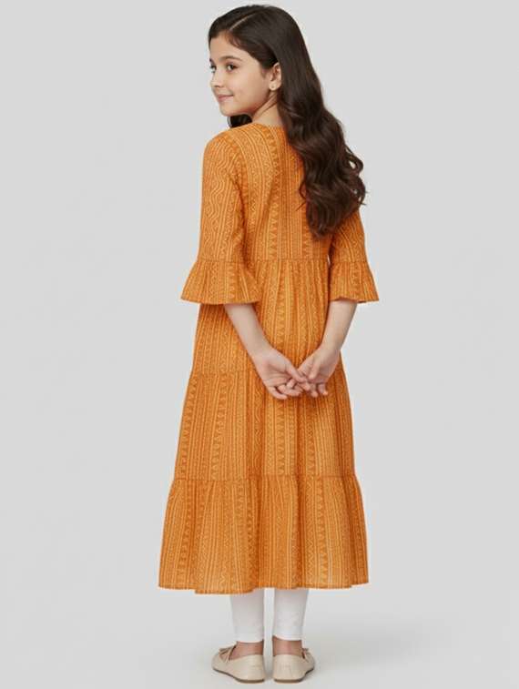 women printed three quarter sleeve kurta - 22278336 -  Standard Image - 3