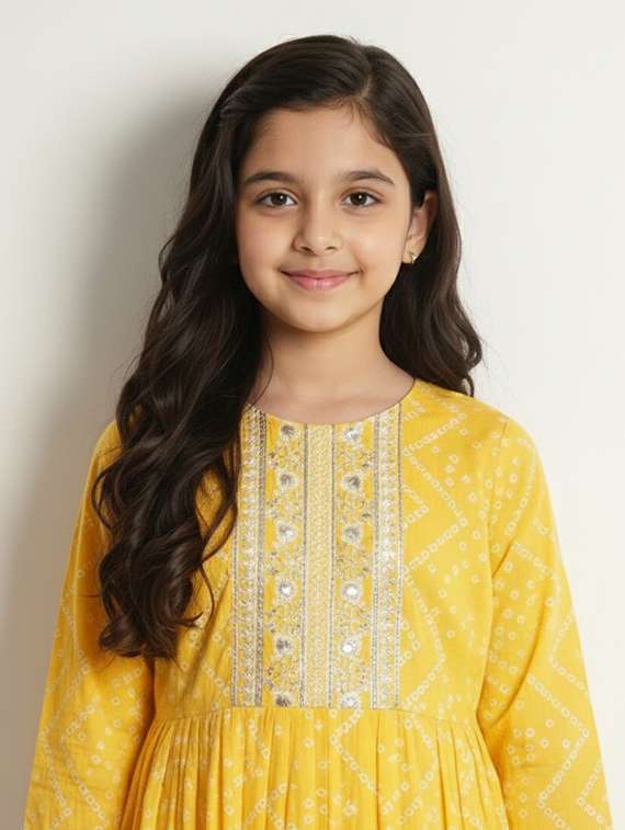 girls printed three quarter sleeve kurta - 22278371 -  Standard Image - 3