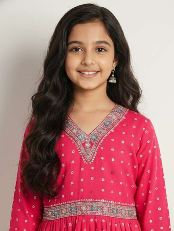 girls printed three quarter sleeve kurta - 22278372 -  Standard Image - 3