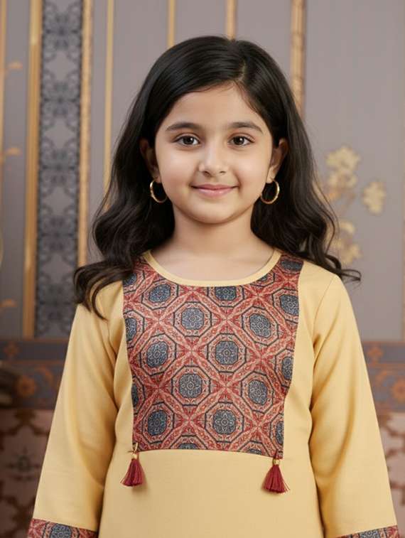 women three quarter sleeve kurta - 22278383 -  Standard Image - 3