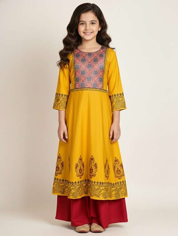girls three quarter sleeve flared kurta