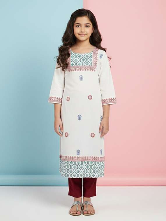 girls three quarter sleeve straight kurta