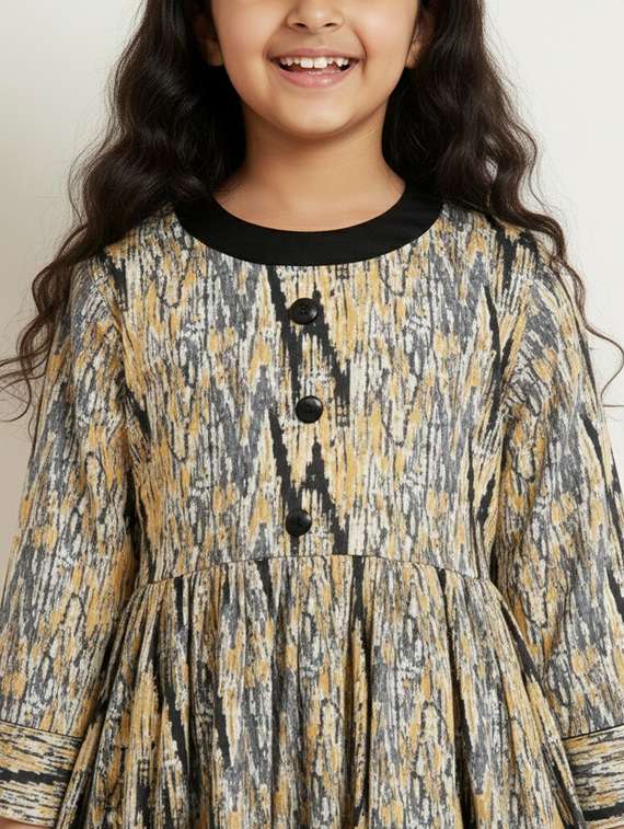 girls three quarter sleeve flared kurta - 22278394 -  Standard Image - 3