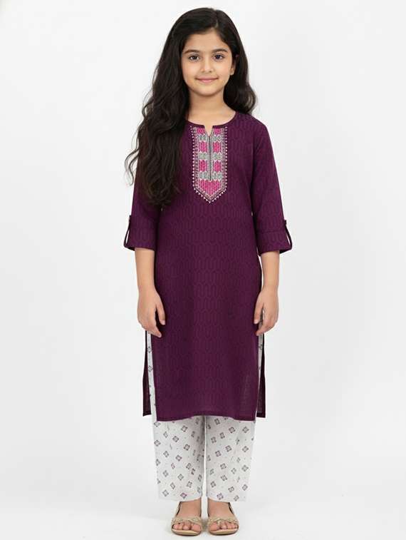 girls self design three quarter sleeve kurta