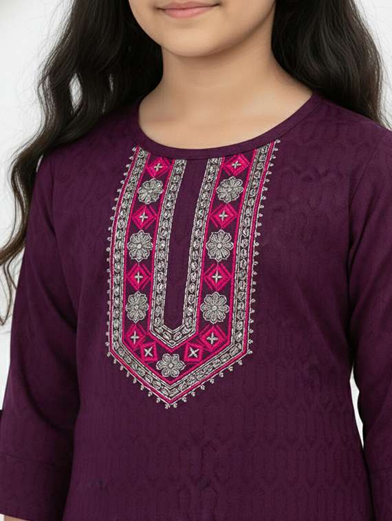 girls self design three quarter sleeve kurta - 22278404 -  Standard Image - 3