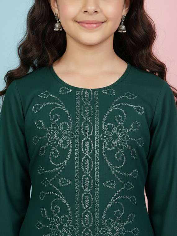 girls three quarter sleeve straight kurta - 22278410 -  Standard Image - 3