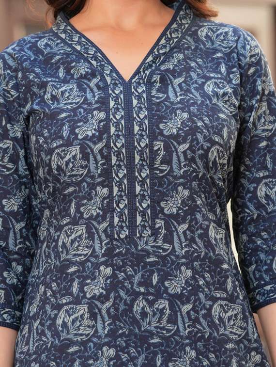 women printed three quarter sleeve straight kurta - 22278427 -  Standard Image - 5