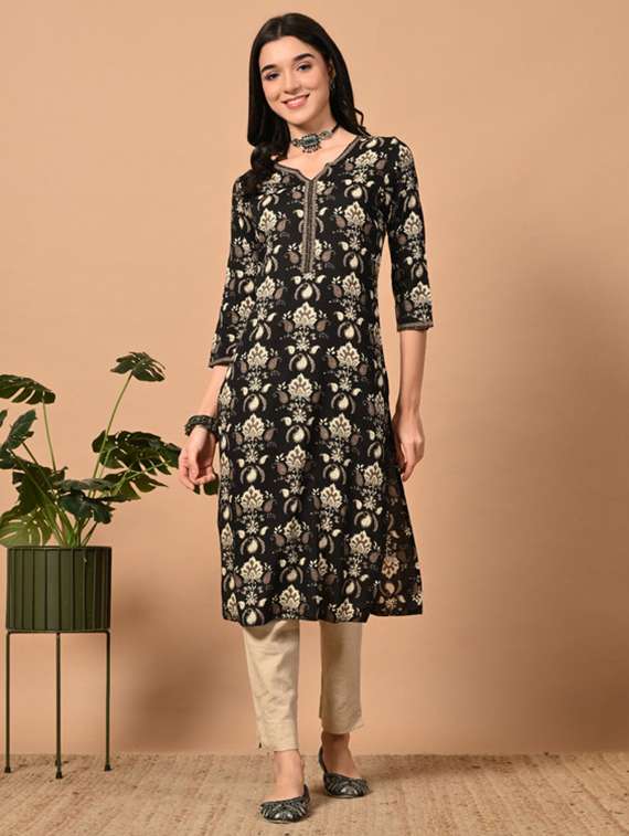 women printed three quarter sleeve straight kurta