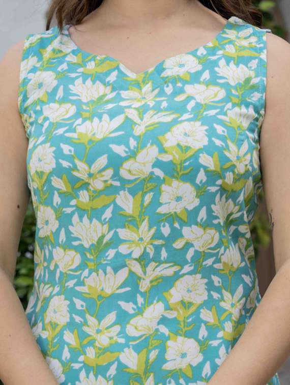 women printed sleeveless straight kurta - 22278431 -  Standard Image - 5