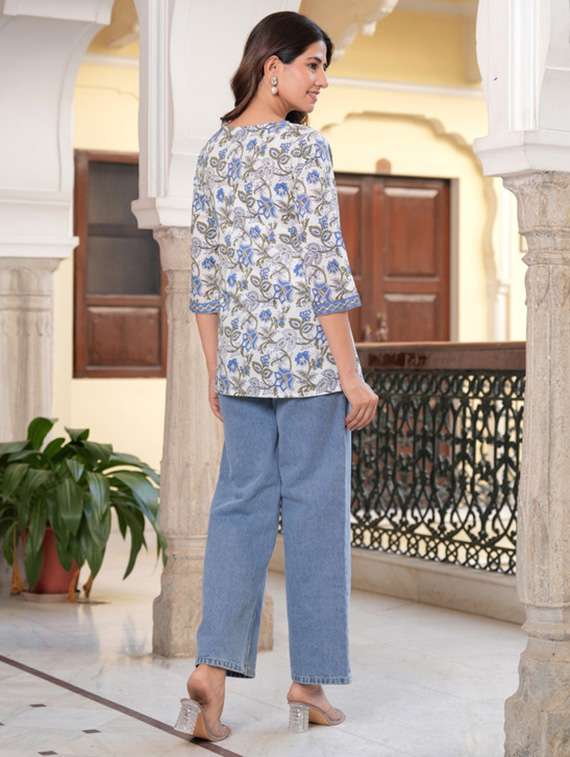 women floral printed three quarter sleeve straight kurti - 22278434 -  Standard Image - 3