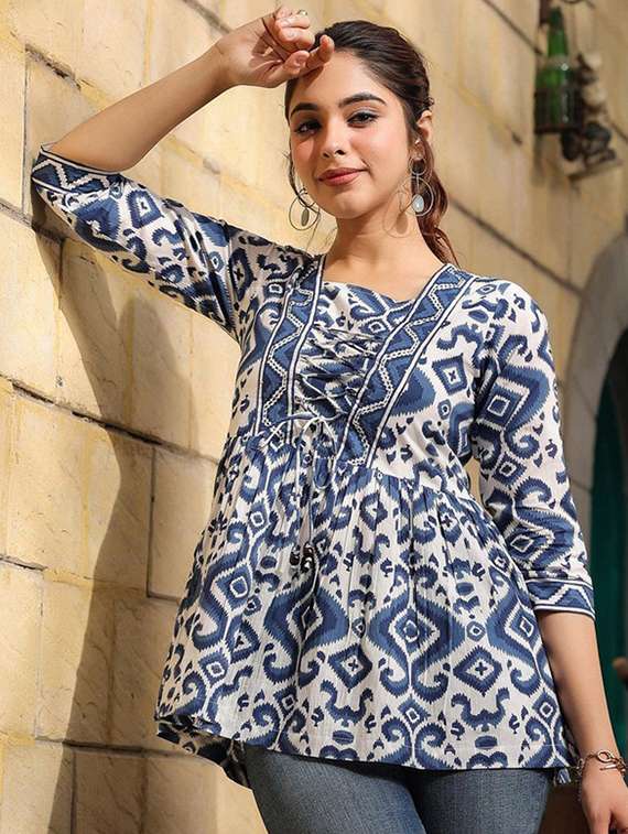 women printed three quarter sleeve ethnic top