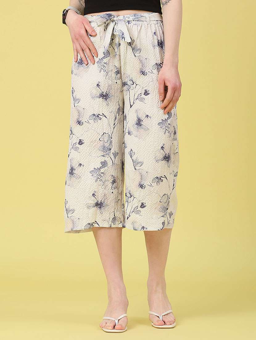 women printed mid rise capri