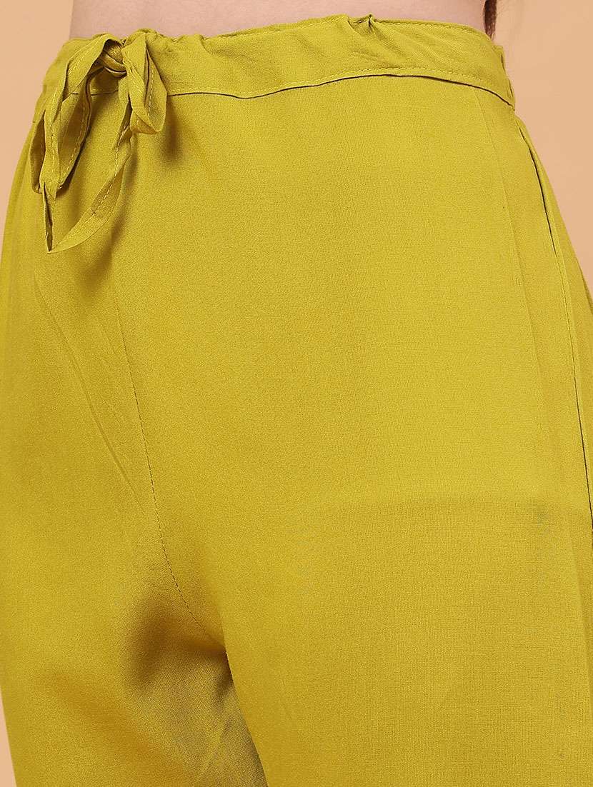 women floral three quarter sleeve kurta pant with dupatta set - 22279012 -  Standard Image - 5