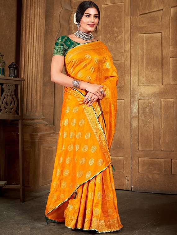 women foil printed saree with blouse