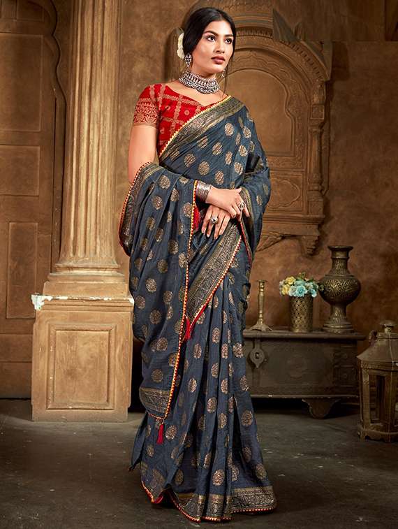 women foil printed saree with blouse