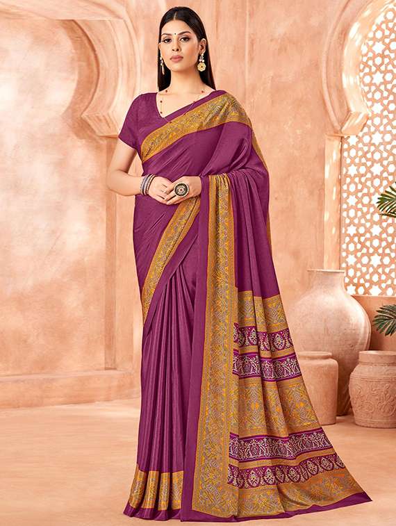 women solid with bordered saree with blouse