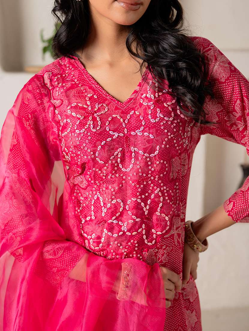 women floral three quarter sleeve kurta pant with dupatta set - 22279282 -  Standard Image - 5