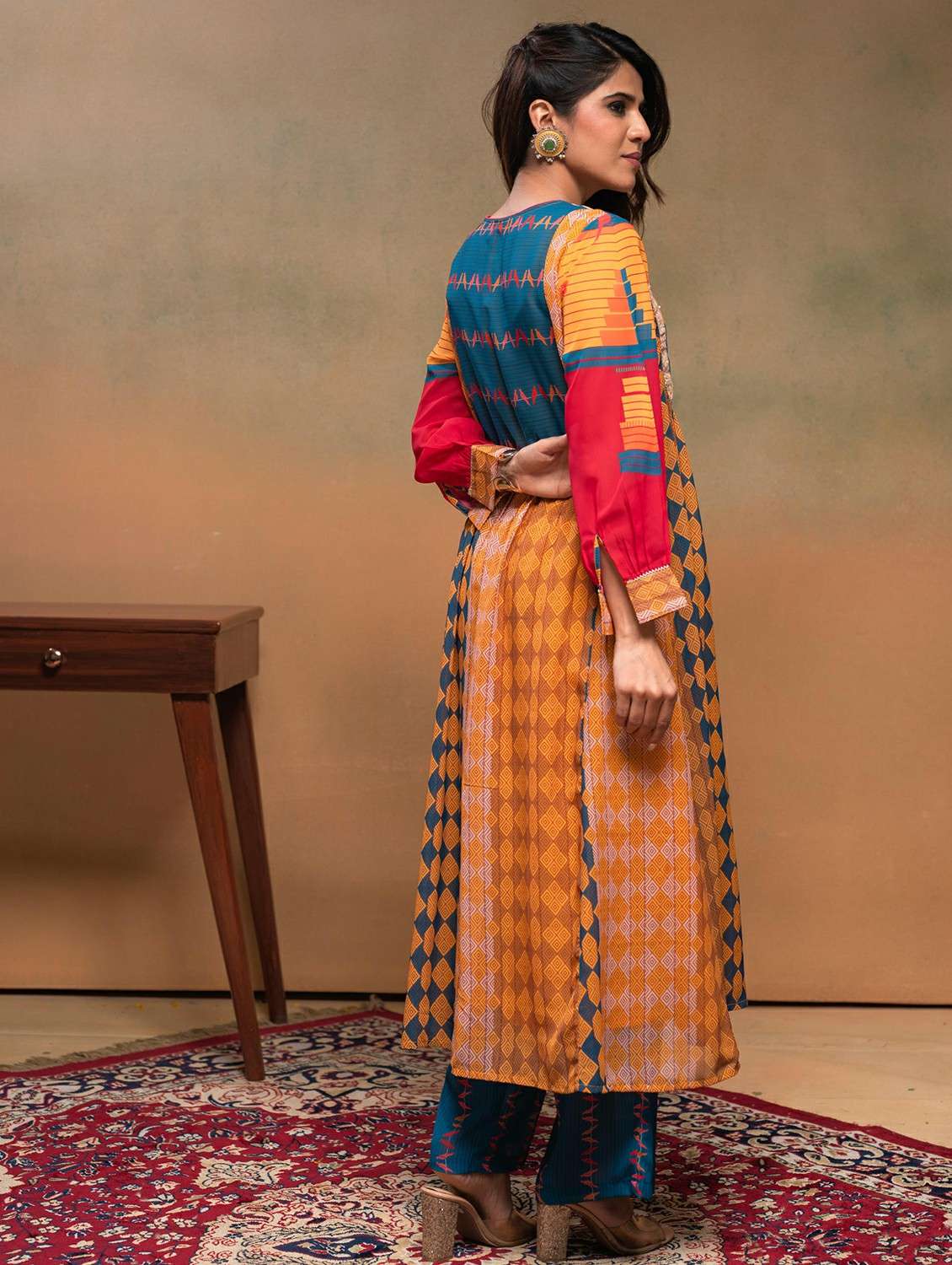 women printed long sleeve kurta pant with dupatta set - 22279286 -  Standard Image - 3