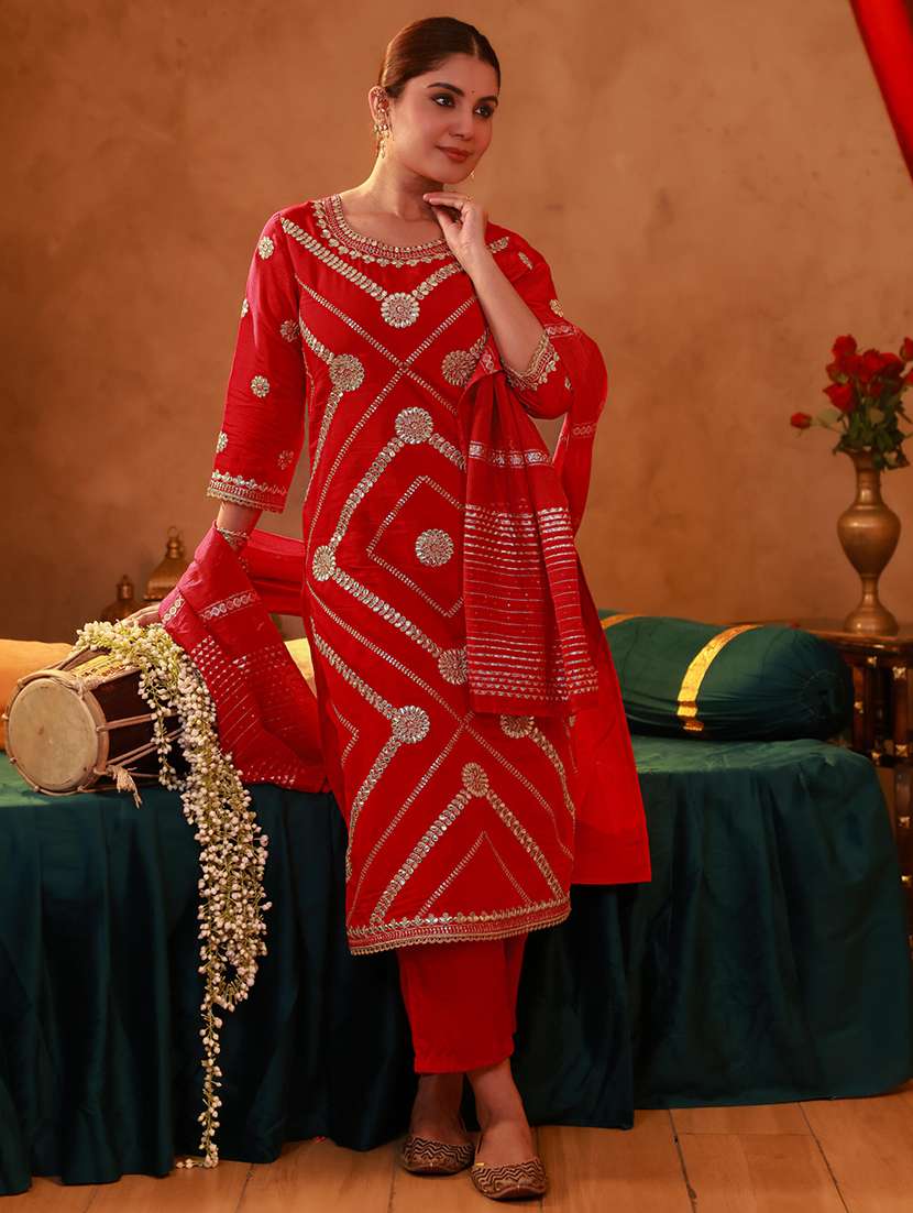 women solid with work three quarter sleeve kurta pant with dupatta set - 22279290 -  Standard Image - 3