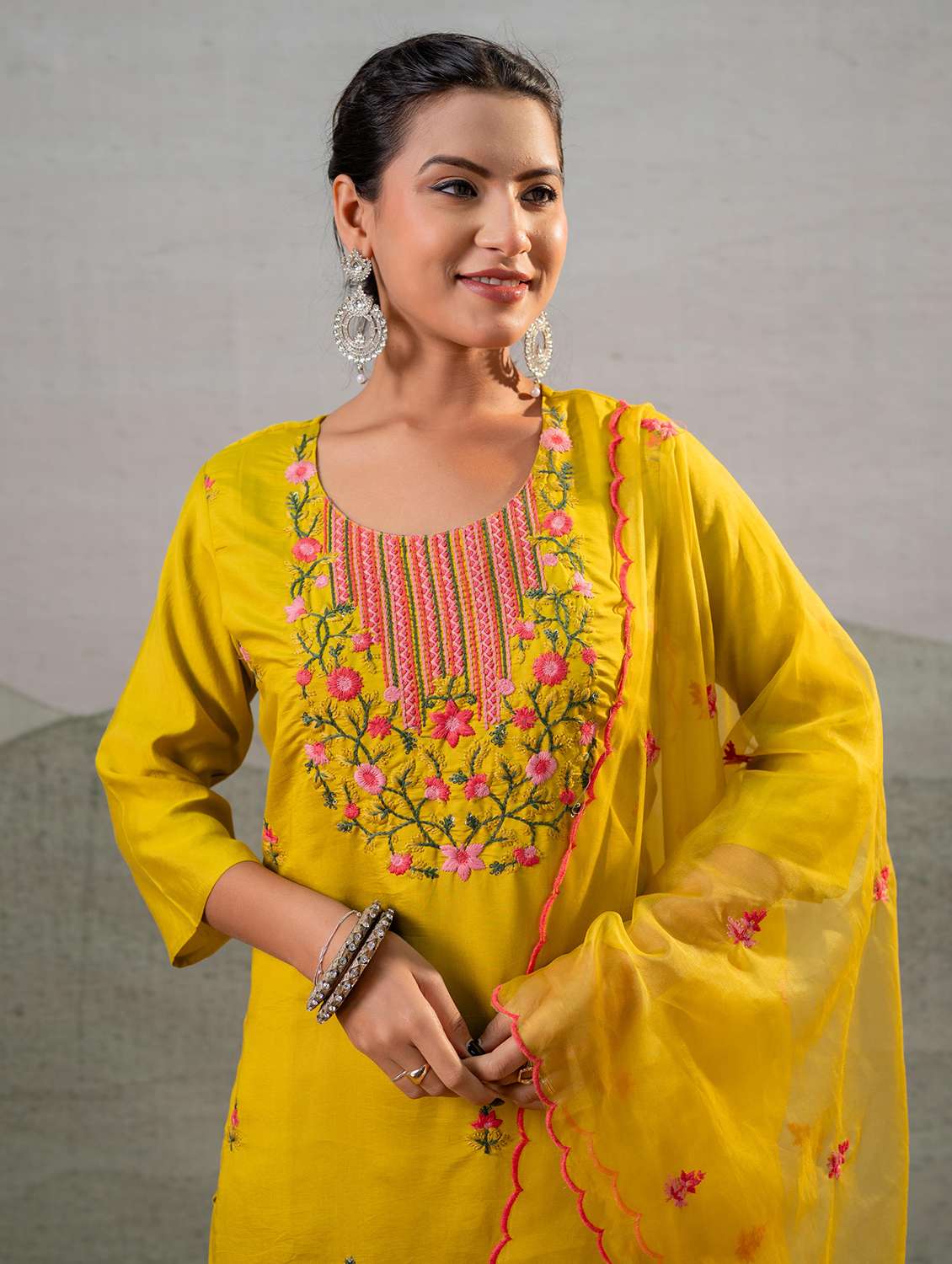 women solid with work three quarter sleeve kurta pant with dupatta set - 22279306 -  Standard Image - 3