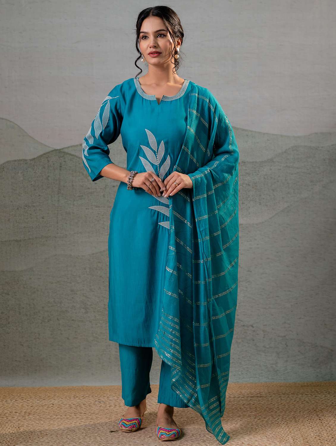 women solid with work three quarter sleeve kurta pant with dupatta set