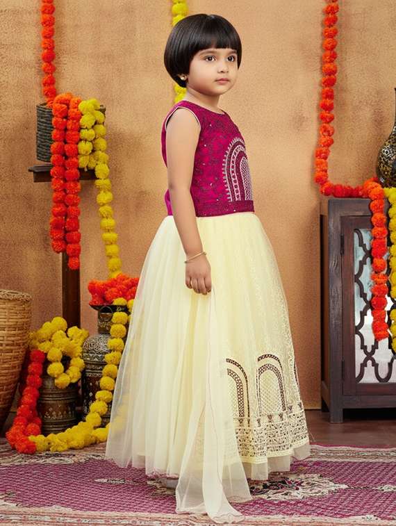 girls embroidered lehenga choli with dupatta set - 22280106 -  Standard Image - 3