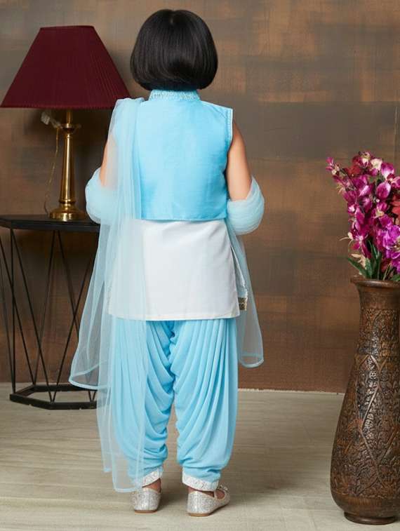 girls kurta and salwar with dupatta set - 22280361 -  Standard Image - 3