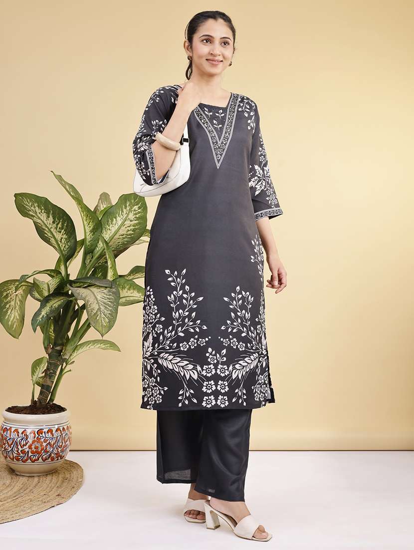 women printed three quarter sleeve kurta pant set - 22280381 -  Standard Image - 3