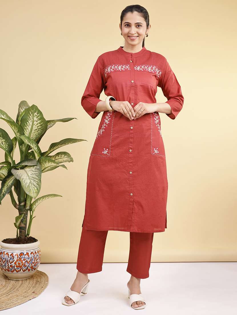 women solid with work three quarter sleeve kurta pant set