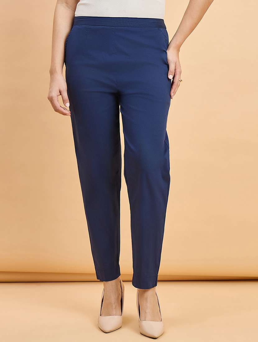 women solid mid rise cigarette pants