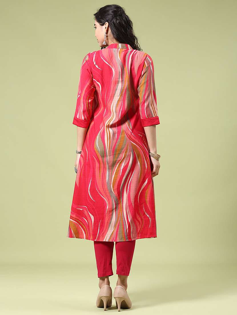 women printed three quarter sleeve layered kurta - 22280584 -  Standard Image - 3