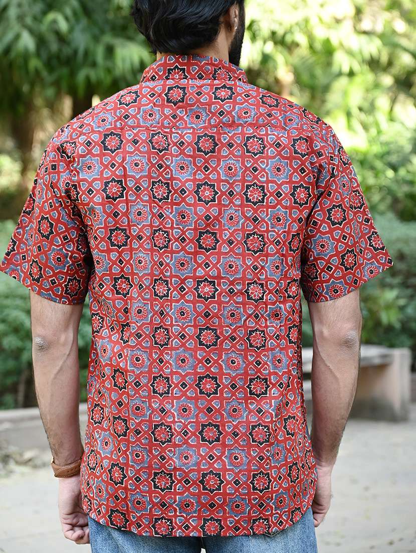 men printed collared short sleeve casual shirt - 22280774 -  Standard Image - 3