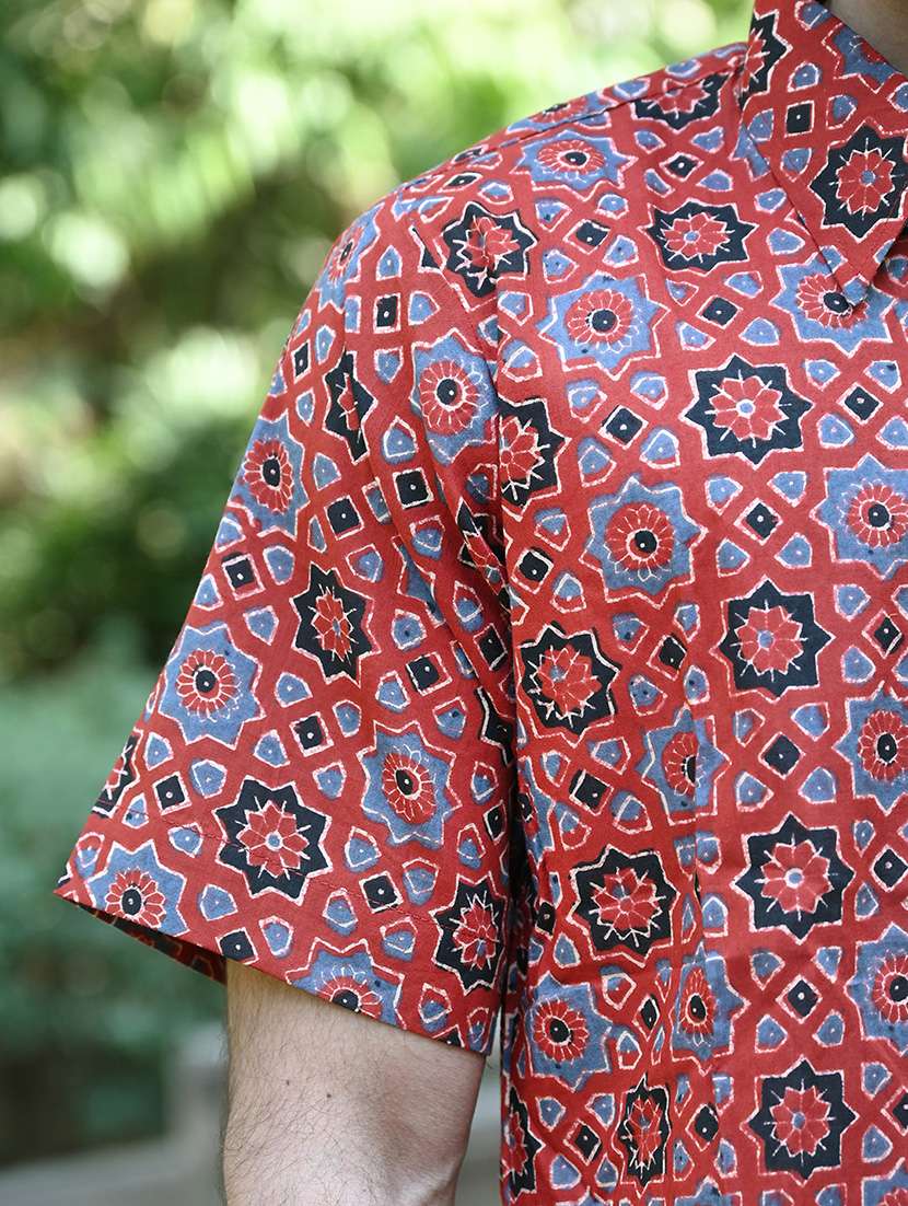 men printed collared short sleeve casual shirt - 22280774 -  Standard Image - 5