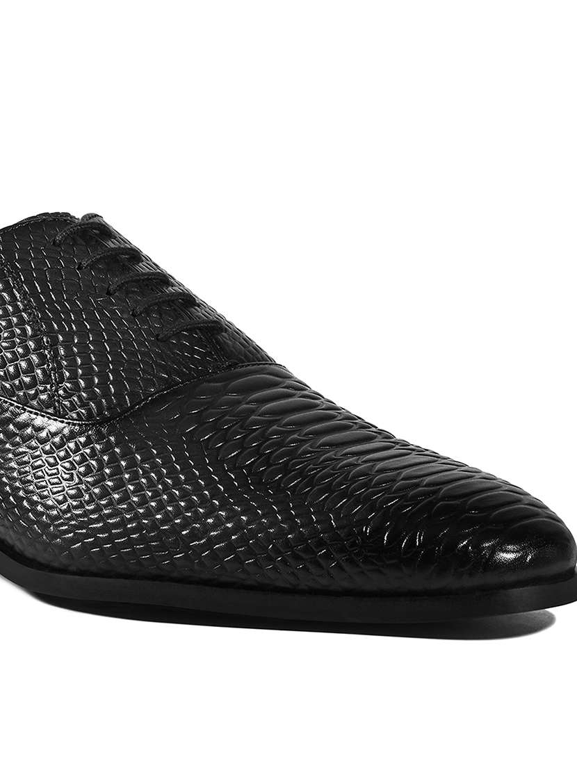 men textured lace-up derbies - 22281039 -  Standard Image - 5