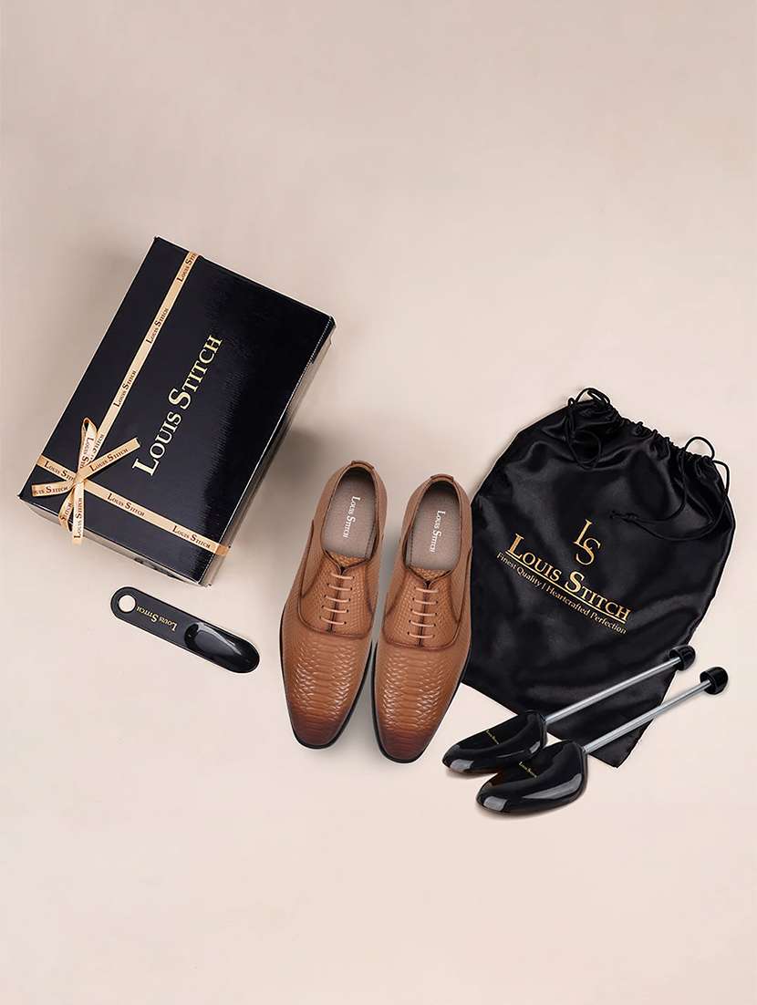 men textured lace-up derbies - 22281041 -  Standard Image - 3