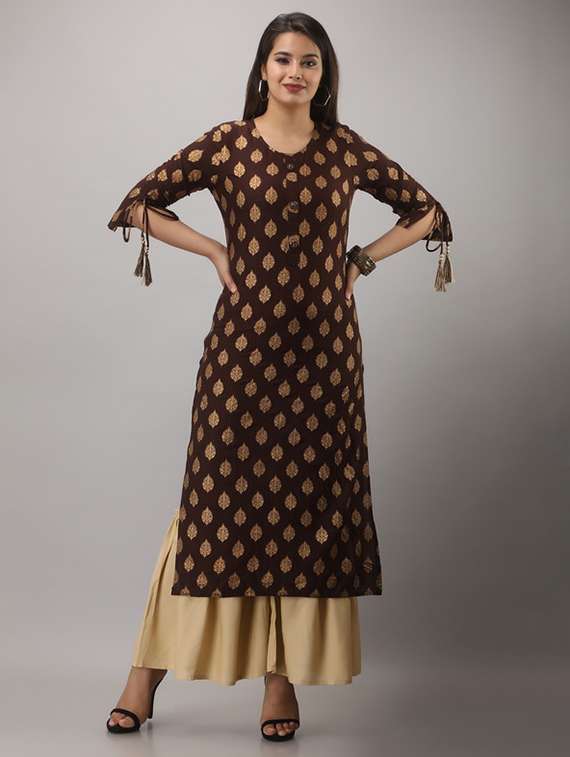 women printed three quarter sleeve kurta sharara set