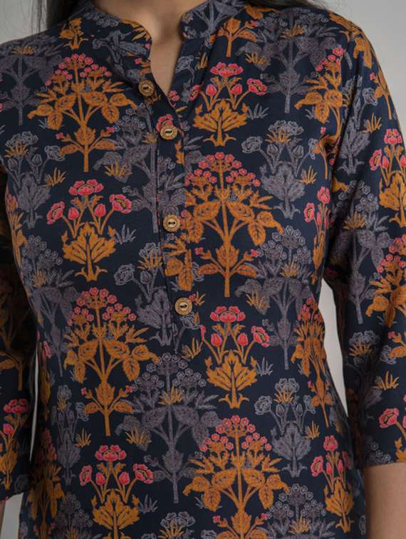 women printed three quarter sleeve straight kurta - 22281185 -  Standard Image - 5