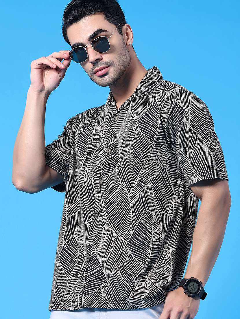 men self design short sleeve regular fit casual shirt