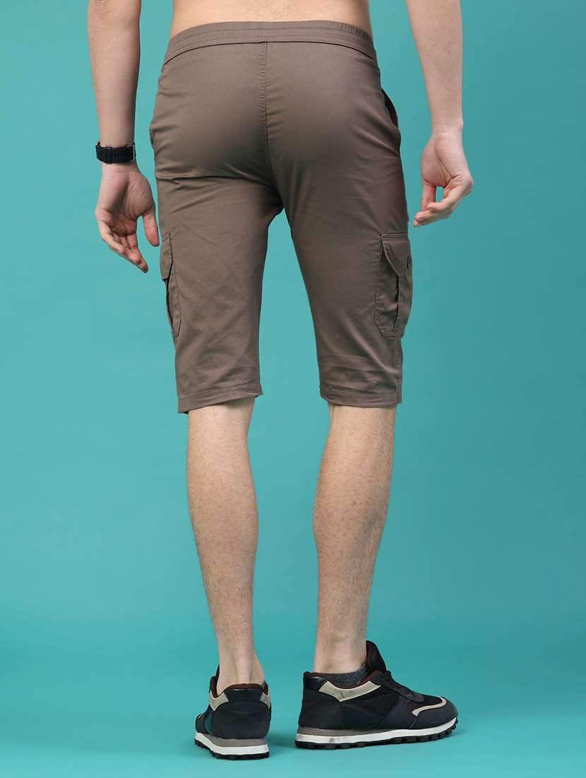 men solid mid rise cargo shorts - 22281792 -  Standard Image - 3
