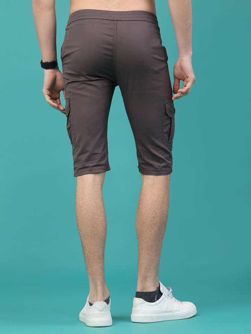 men solid mid rise cargo shorts - 22281793 -  Standard Image - 3