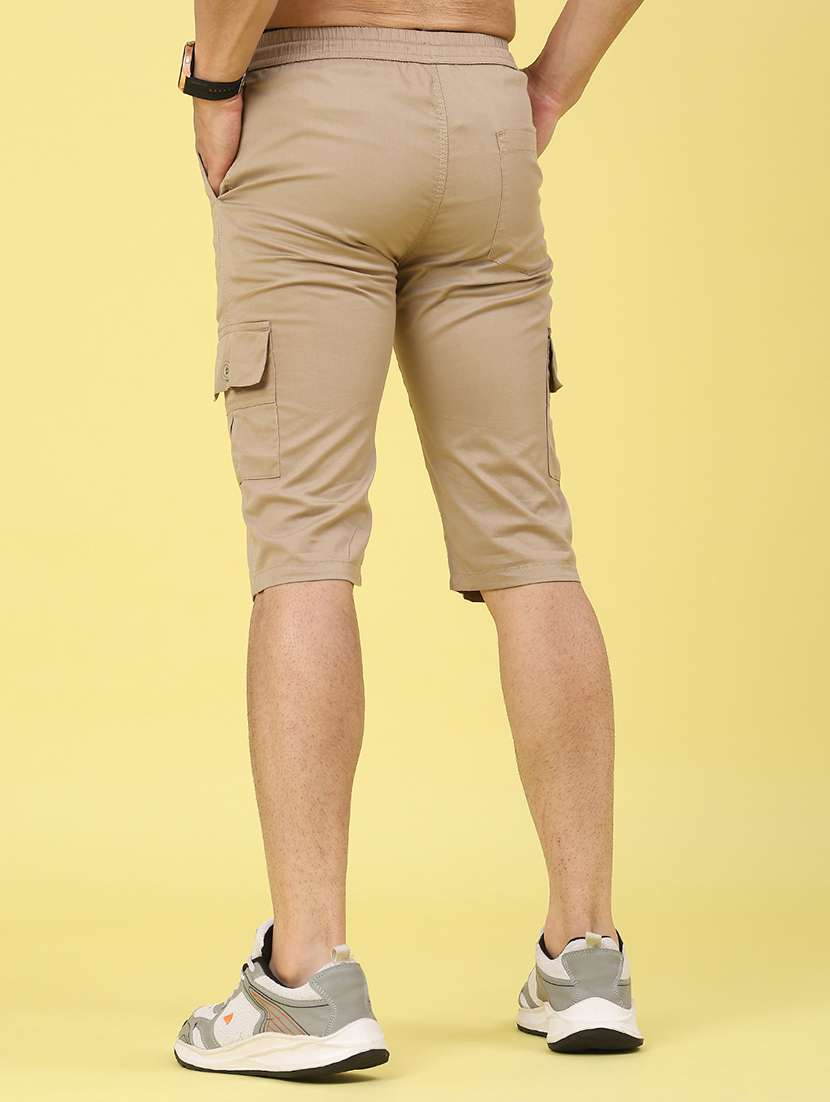 men solid mid rise cargo shorts - 22281794 -  Standard Image - 3