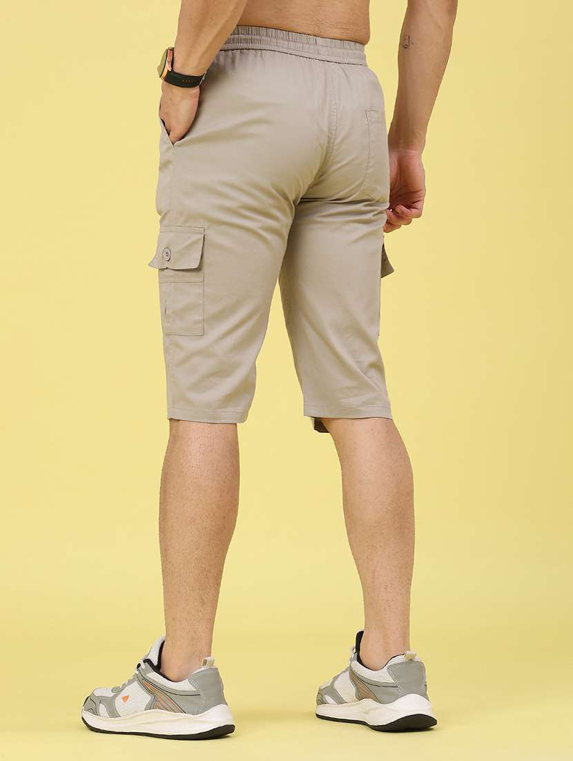 men solid mid rise cargo shorts - 22281795 -  Standard Image - 3