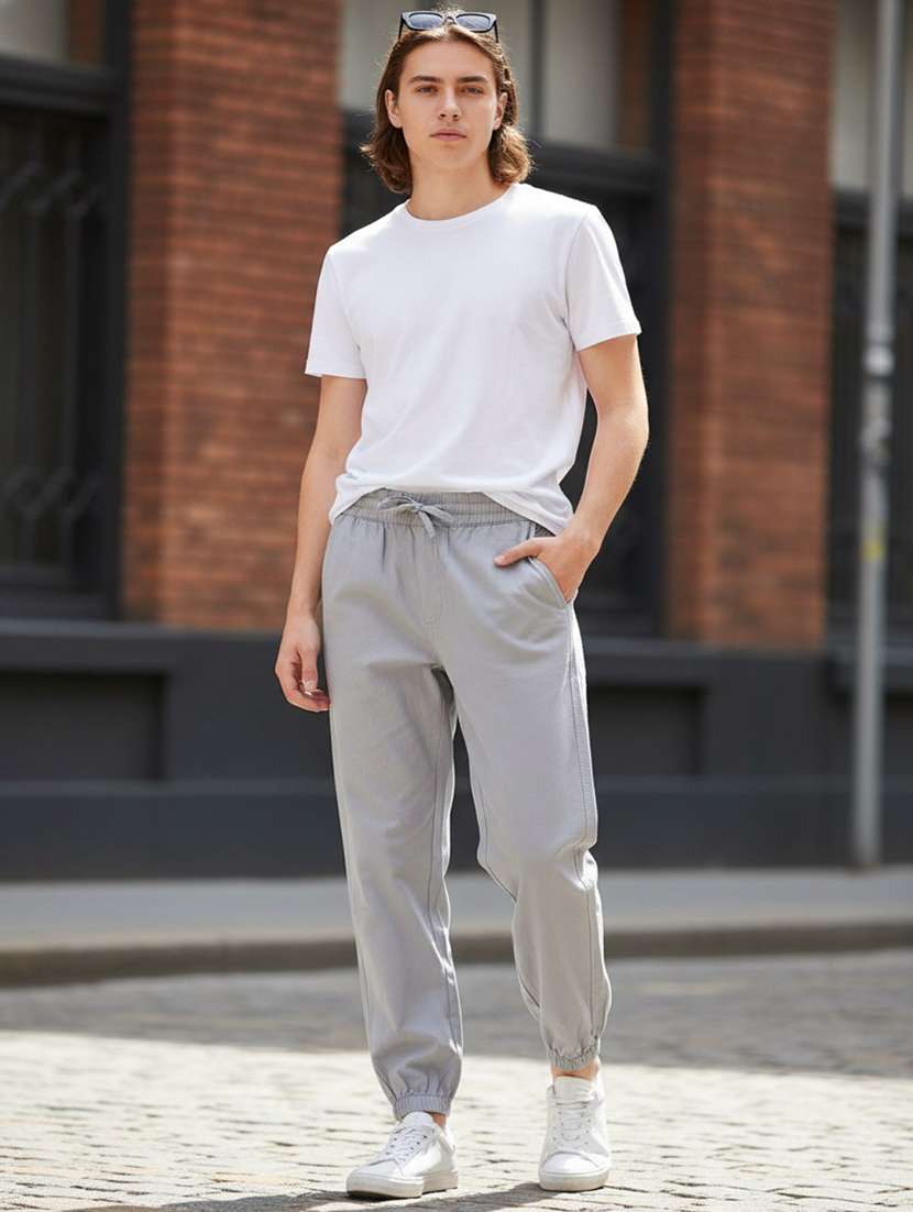 girls solid mid rise jogger