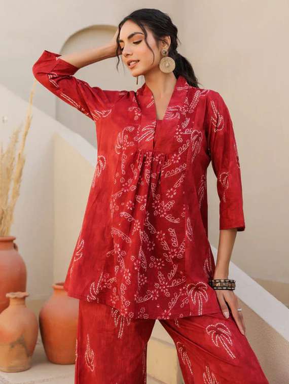 women printed top and trouser co-ord set - 22282007 -  Standard Image - 3