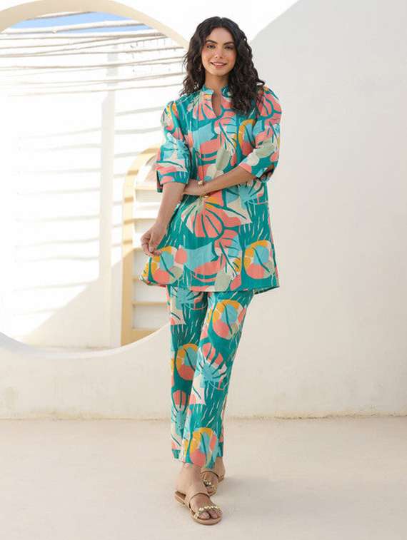women printed three quarter sleeve co-ord set