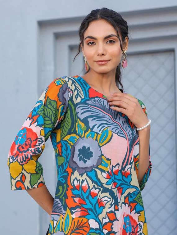 women printed top and trouser co-ord set - 22282029 -  Standard Image - 3