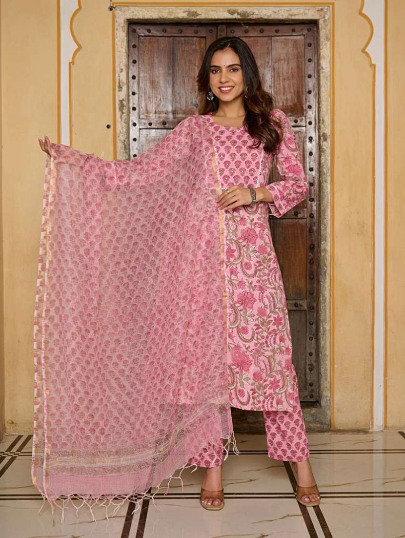 women floral three quarter sleeve kurta pant with dupatta set