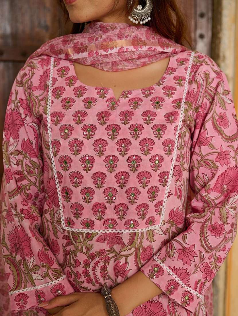 women floral three quarter sleeve kurta pant with dupatta set - 22282112 -  Standard Image - 3